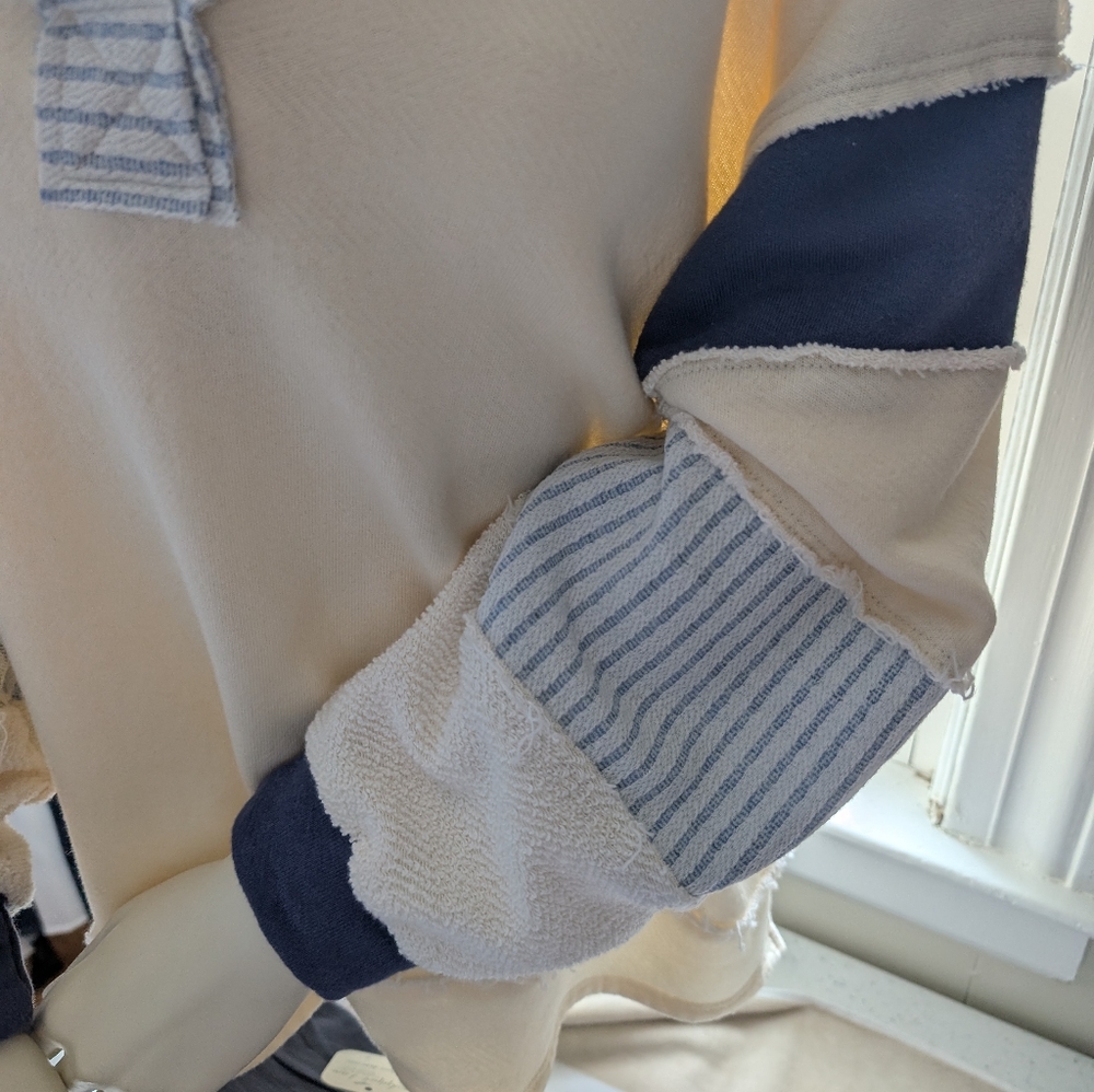 BUCKETLIST Cream and Navy V-Neck Sweater - Picture 3 of 10